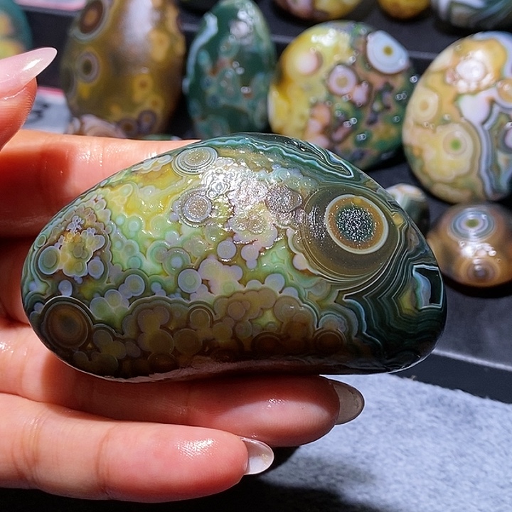 玛瑙/玉髓未镶嵌珠宝奇石22