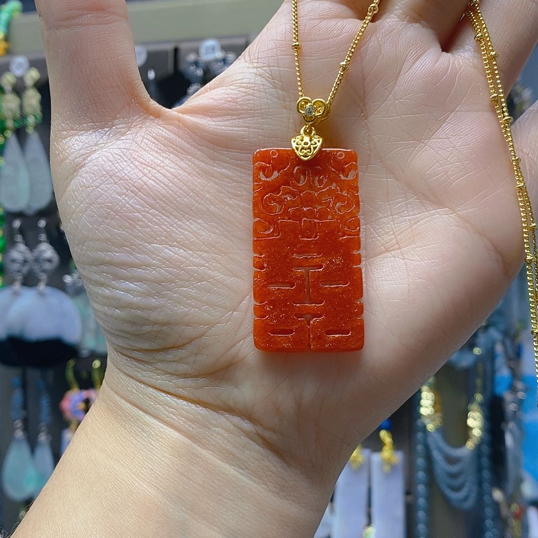 未镶嵌翡翠耳饰翡翠