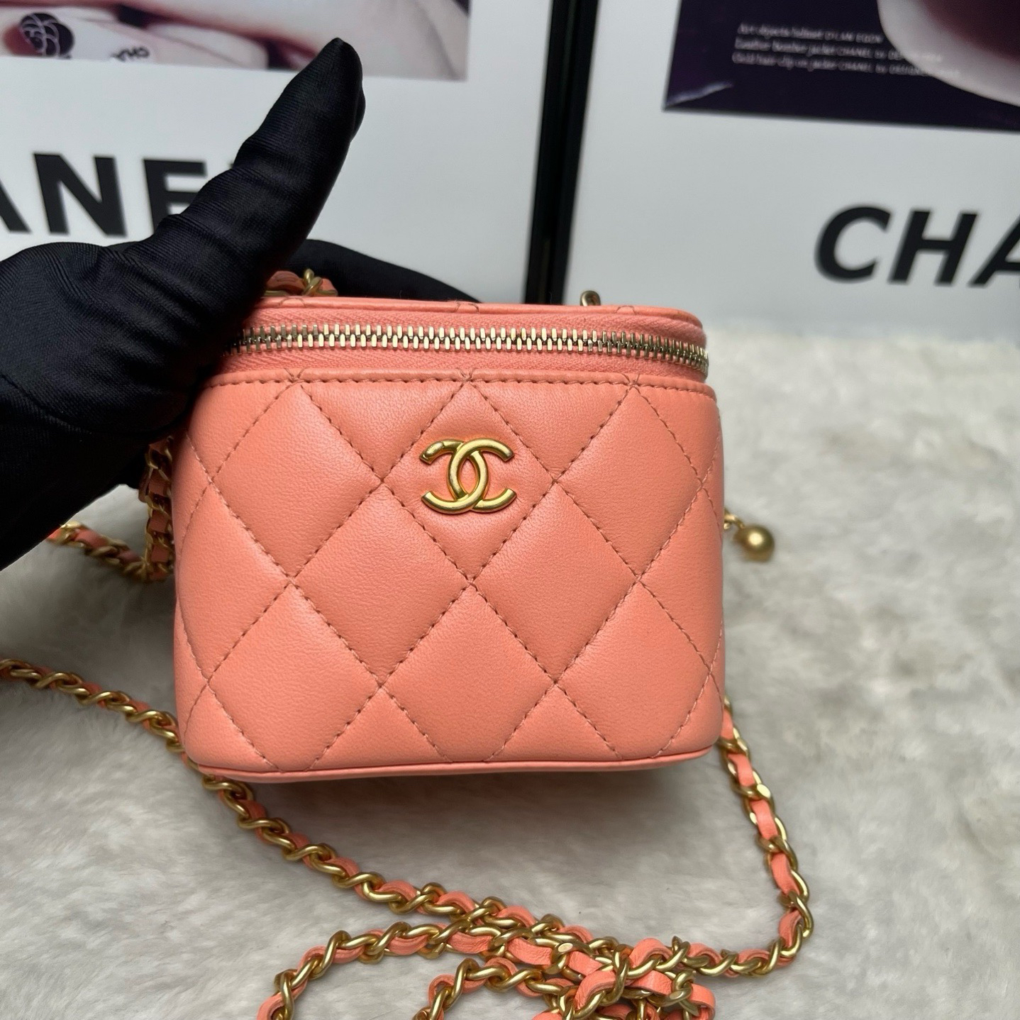 99新 Chanel/香奈儿 橘粉色金球小盒子（芯片）