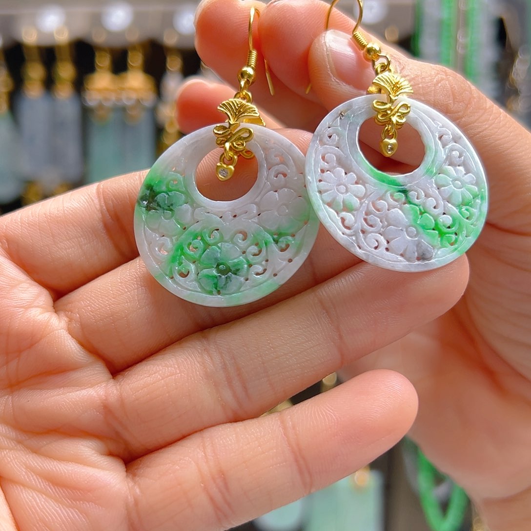 未镶嵌翡翠耳饰翡翠