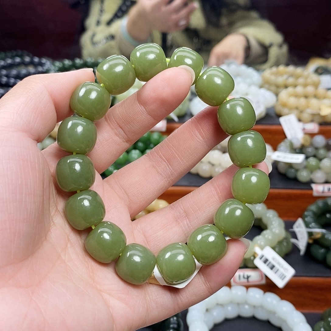 和田玉手链未镶嵌