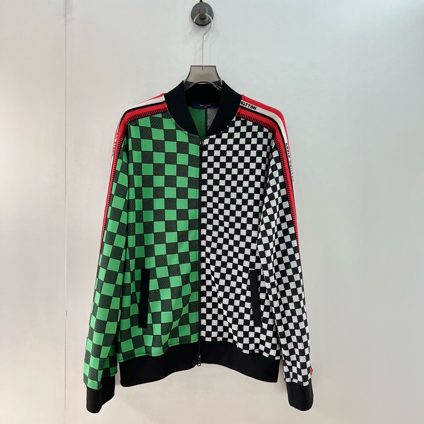 99新 LouisVuitton/路易威登 双拼棋盘格针织外套/XXL码（北京）