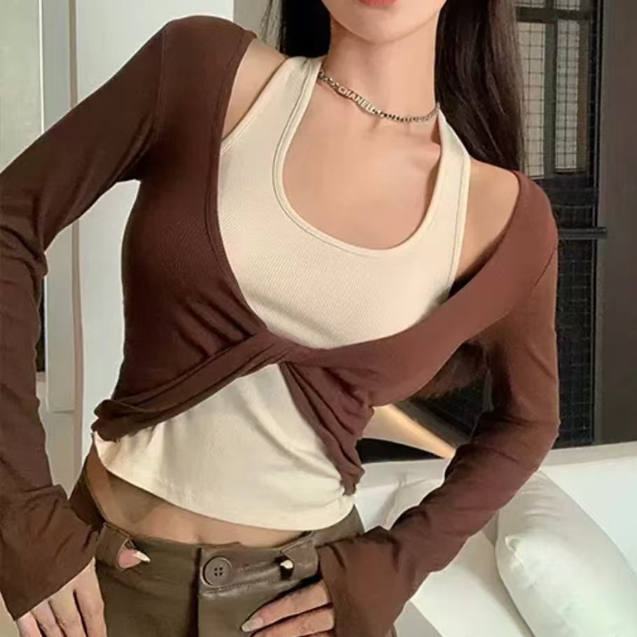 辣妹纯欲风小心机撞色交叉挂脖假两件长袖T恤百搭春秋修身上衣女