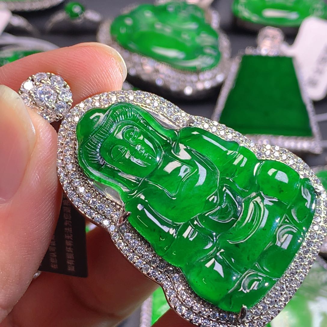 【闪购商品】翡翠颈饰未镶嵌翡翠