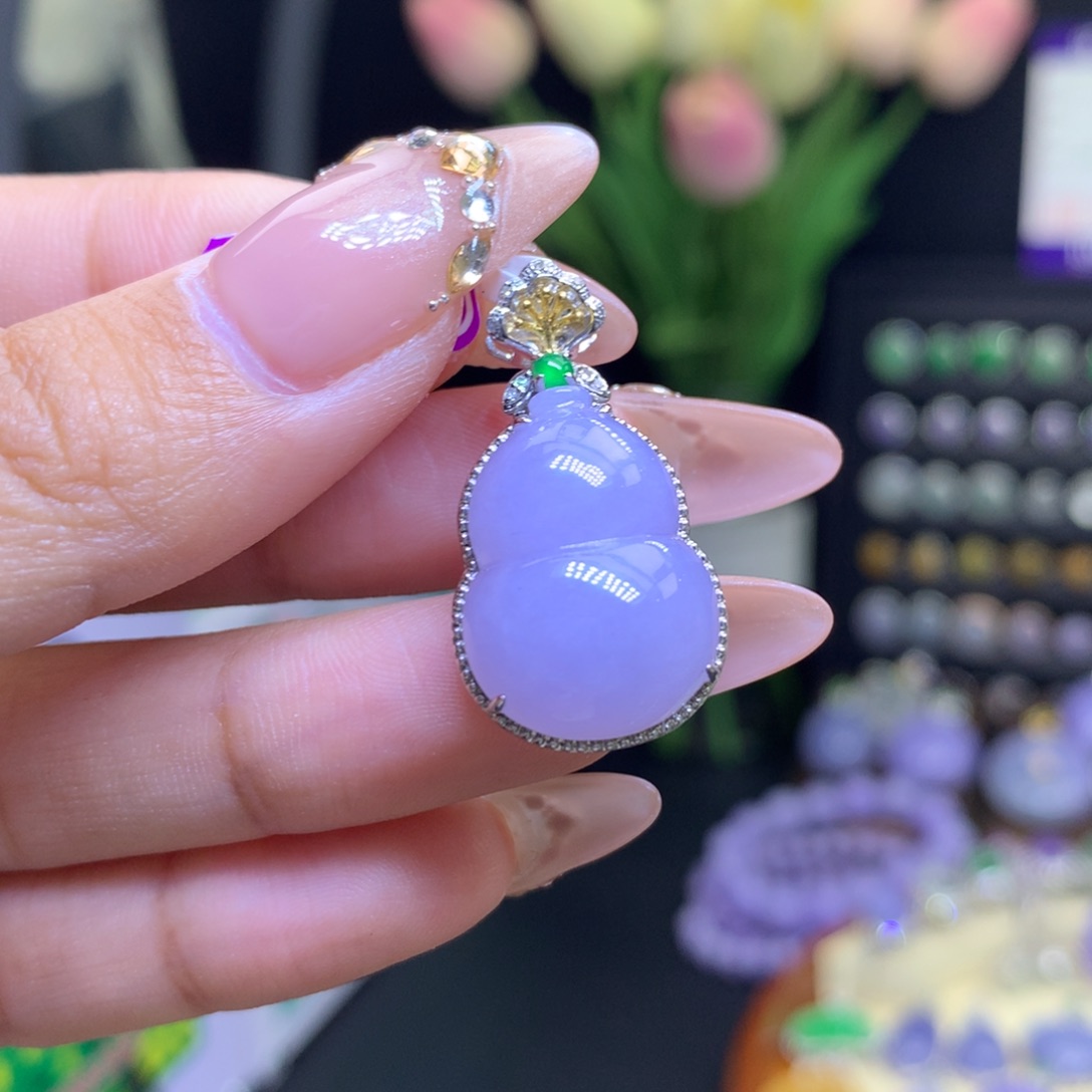 翡翠颈饰18K金镶嵌天然