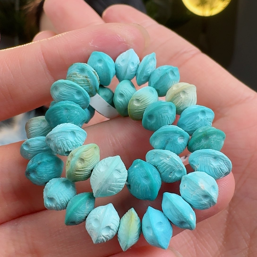 绿松石珠宝奇石未镶嵌