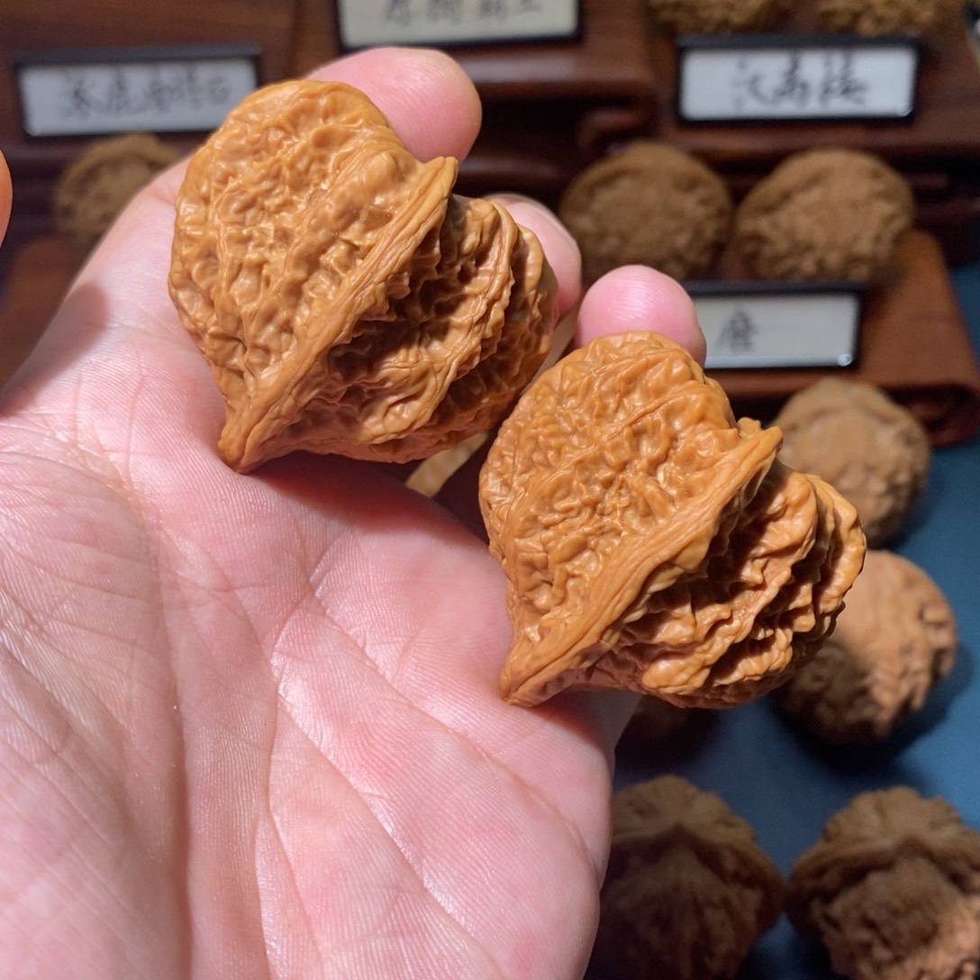 文玩核桃吊坠火焰马蹄