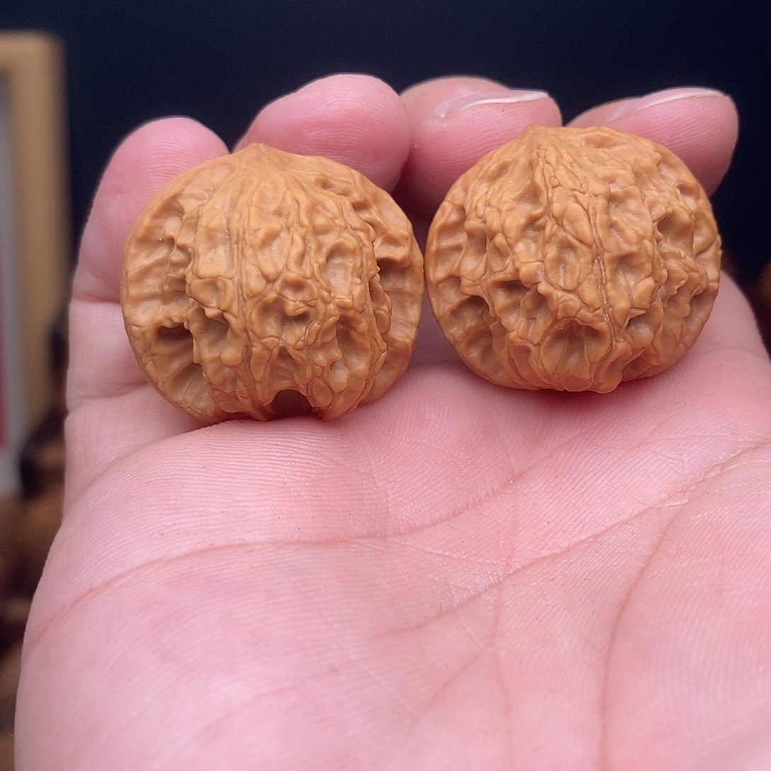 文玩核桃把件舞*婷野生3.0