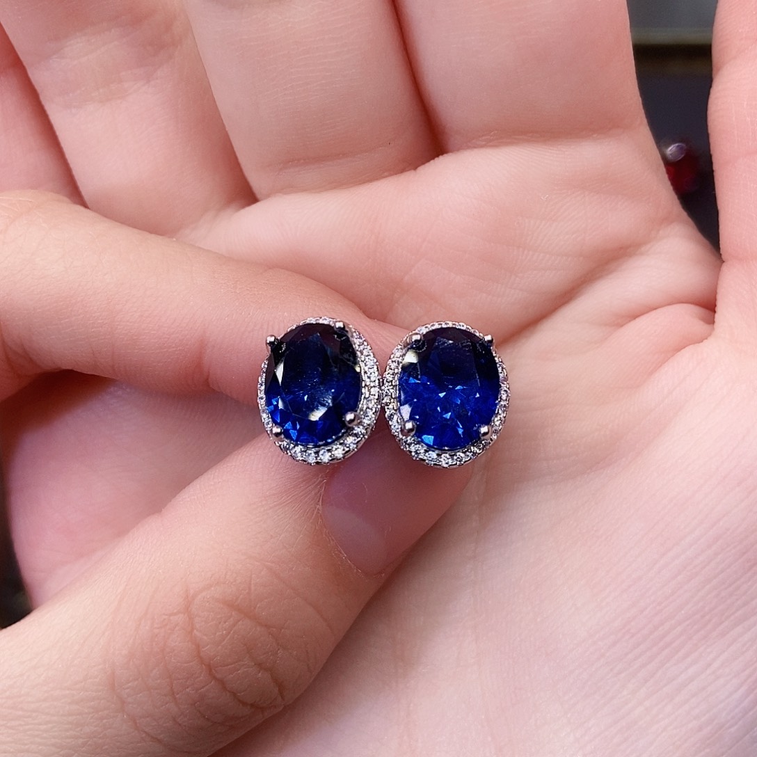 银S925镶嵌蓝宝石耳饰