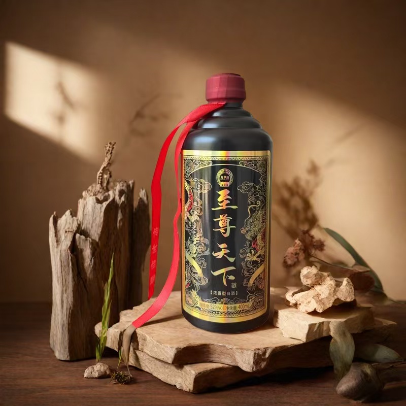龙华迎【至尊天下】  纯粮浓香型白酒400mlx1瓶礼盒装52度400