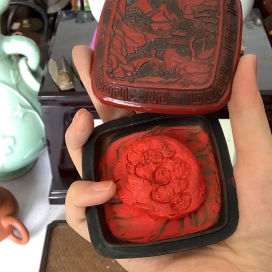 基哥日瓷中古百货