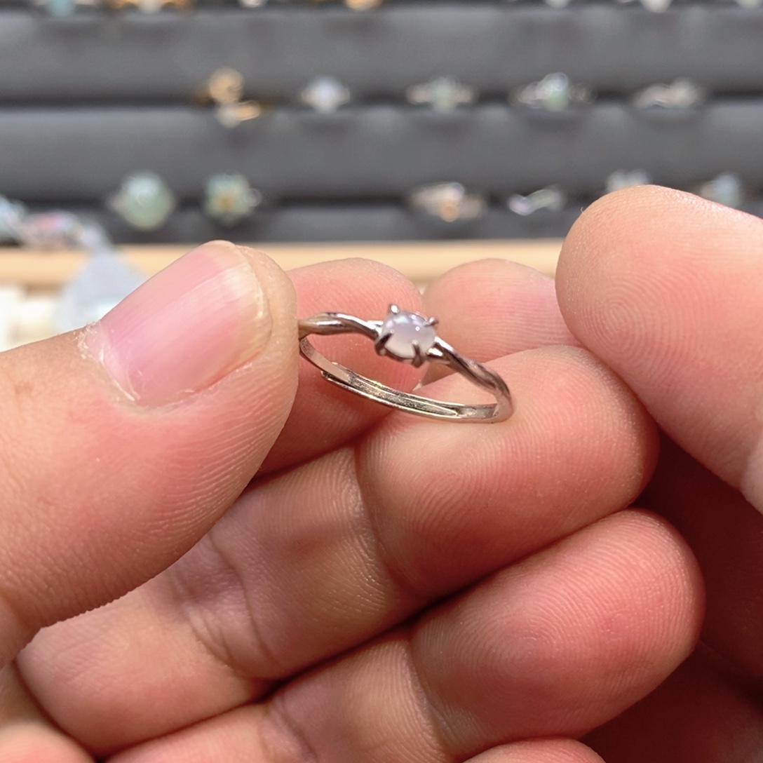 翡翠未镶嵌戒指翡翠