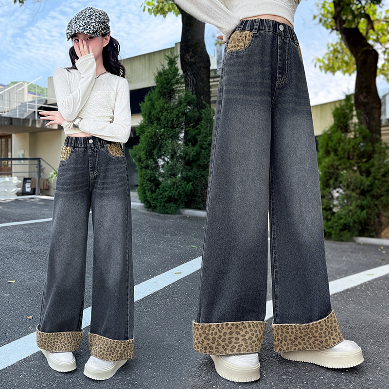 女童时髦牛仔裤秋季2025新款高腰宽松豹纹翻边阔腿裤儿童直筒裤子
