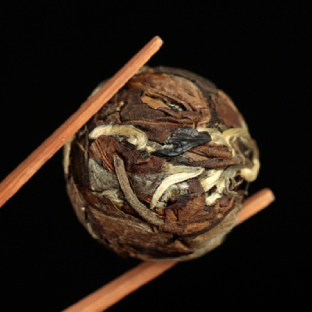 直播间 白茶龙珠6克-8克/颗