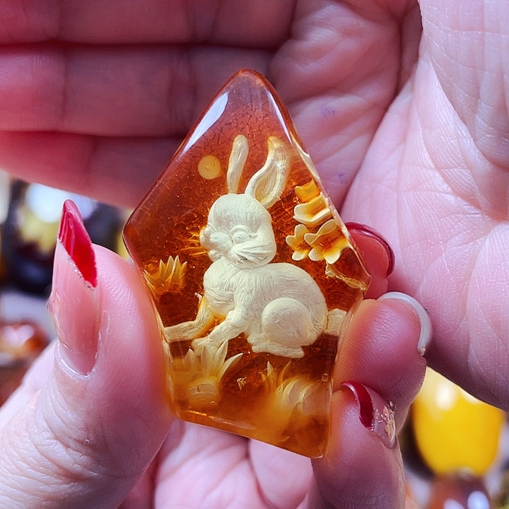 琥珀颈饰未镶嵌吊坠