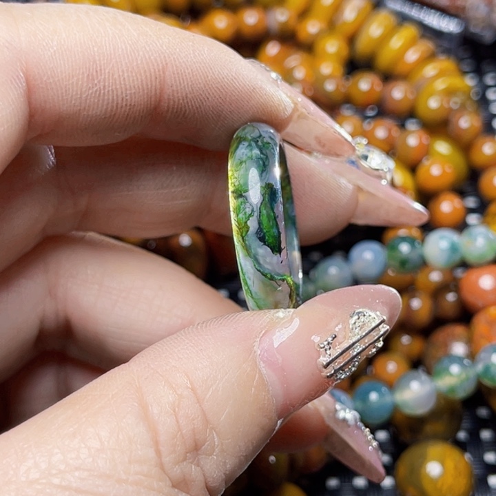 玛瑙/玉髓颈饰未镶嵌九**圆