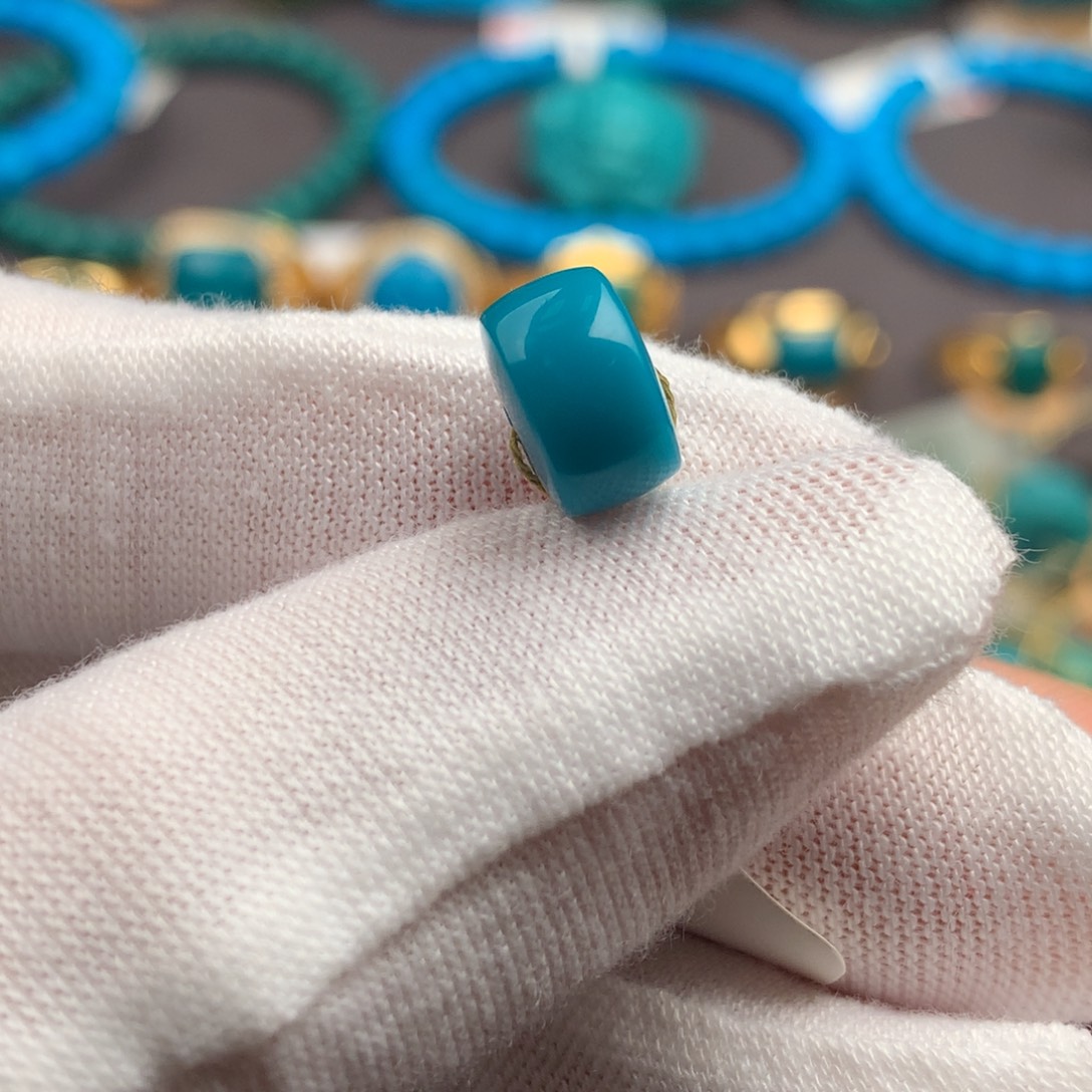 绿松石未镶嵌绿松石9*6mm