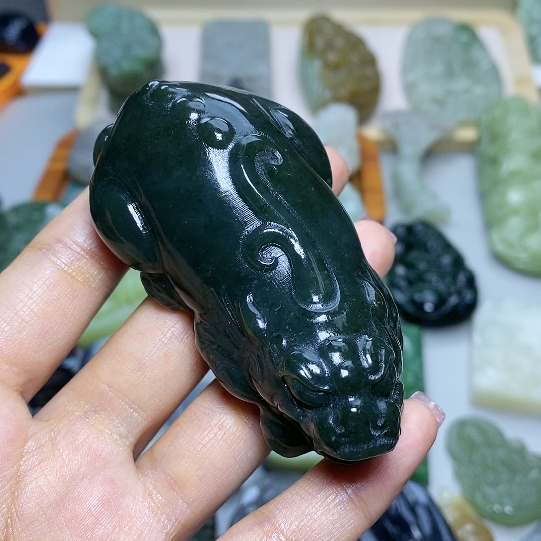 和田玉和田玉未镶嵌路**翔