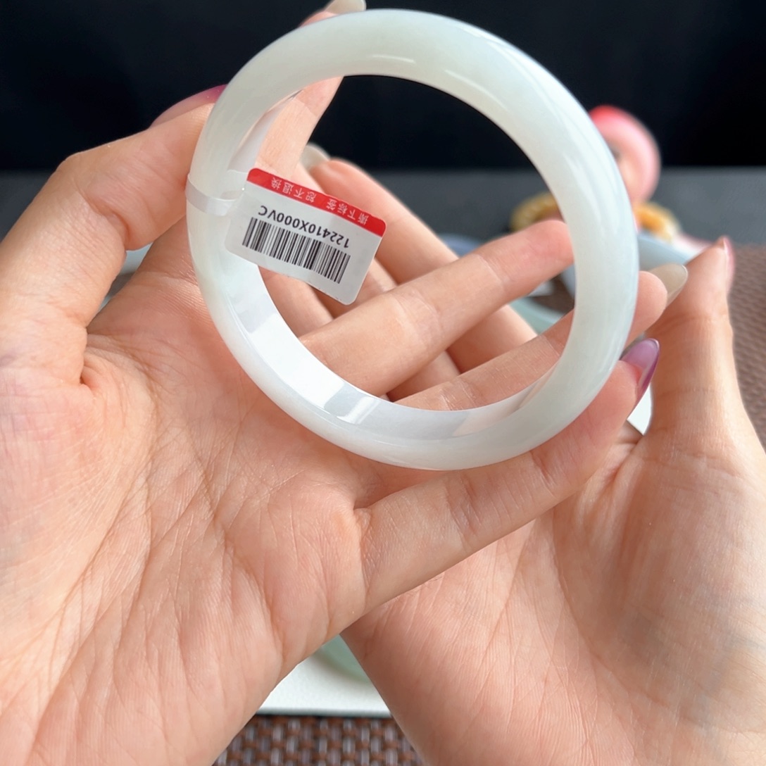 翡翠手镯未镶嵌27号60.4