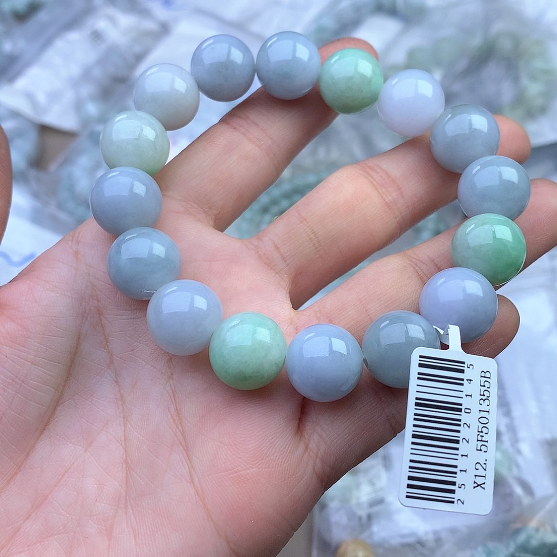 未镶嵌手串搭配定制翡翠