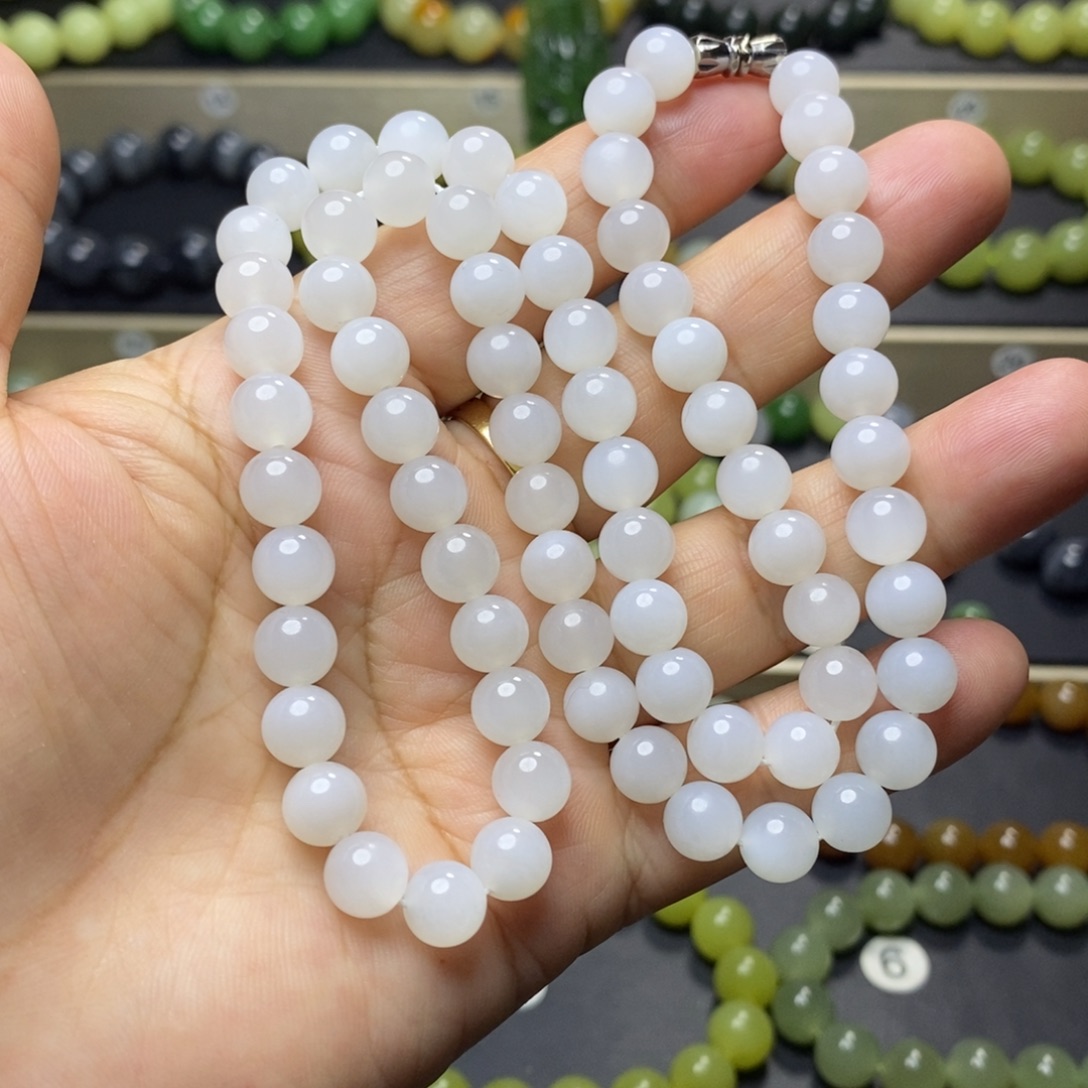 和田玉未镶嵌手串