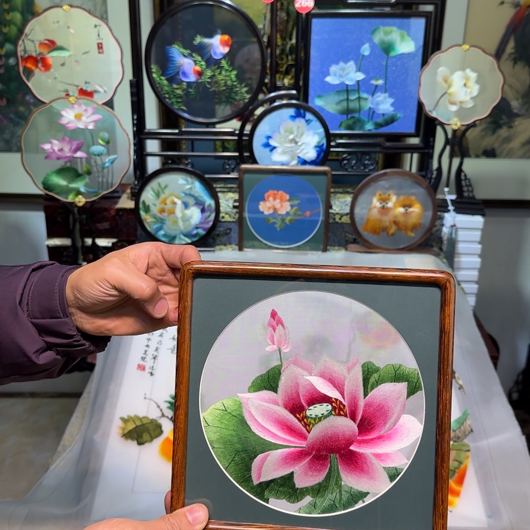 刺绣刺绣工艺精湛