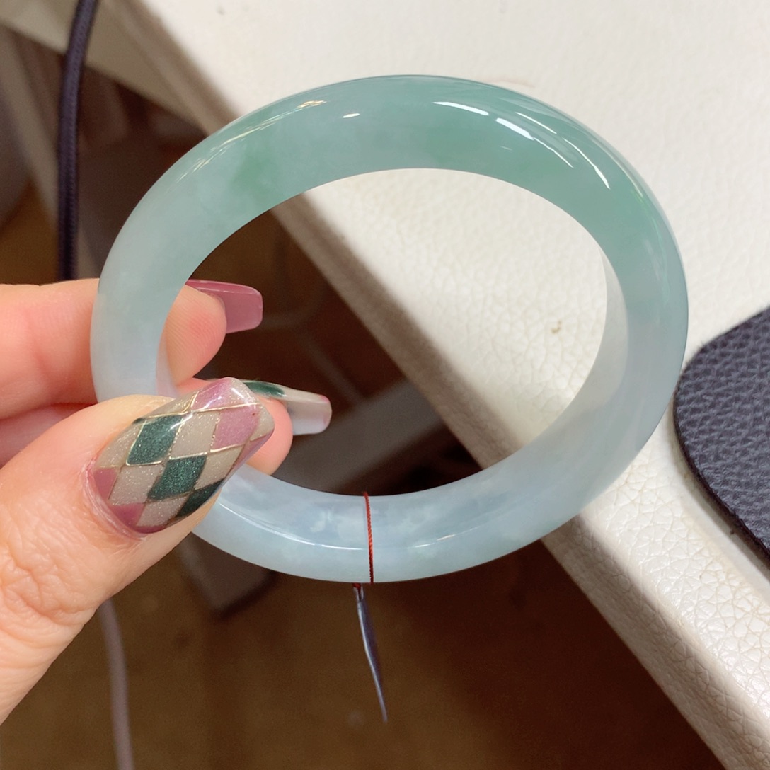 未镶嵌手镯翡翠缅甸