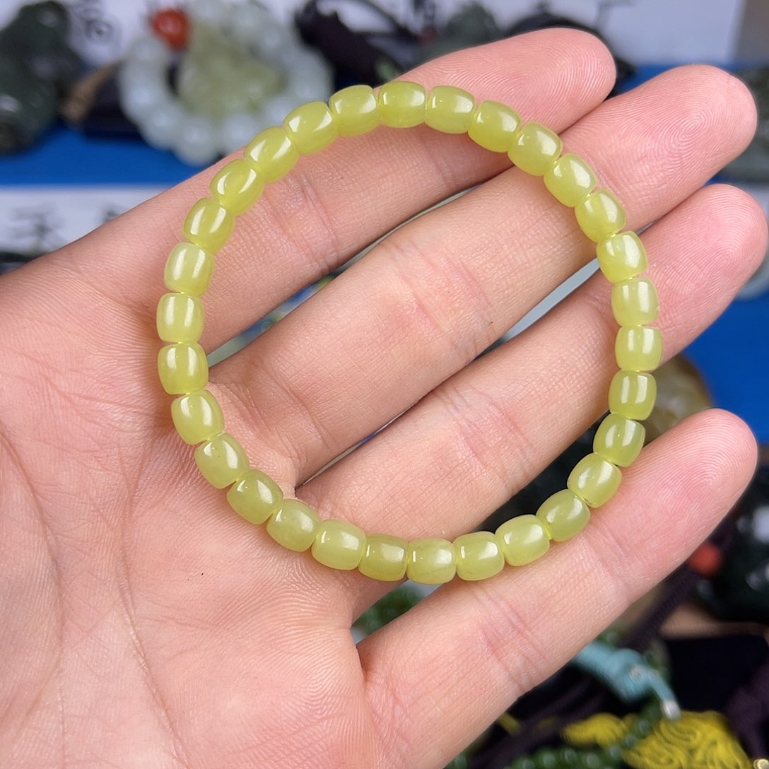 和田玉未镶嵌颈饰若羌鸡油黄玉新疆和田玉