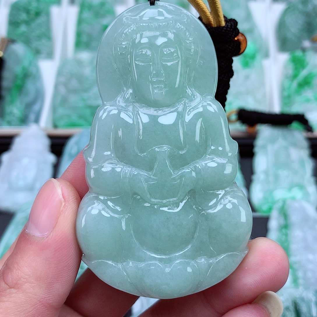 翡翠颈饰未镶嵌翡翠吊坠