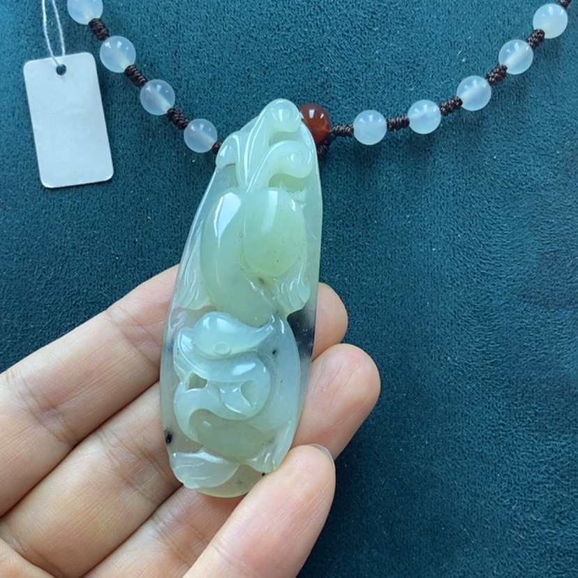 【闪购商品】蛇纹石玉未镶嵌吊坠