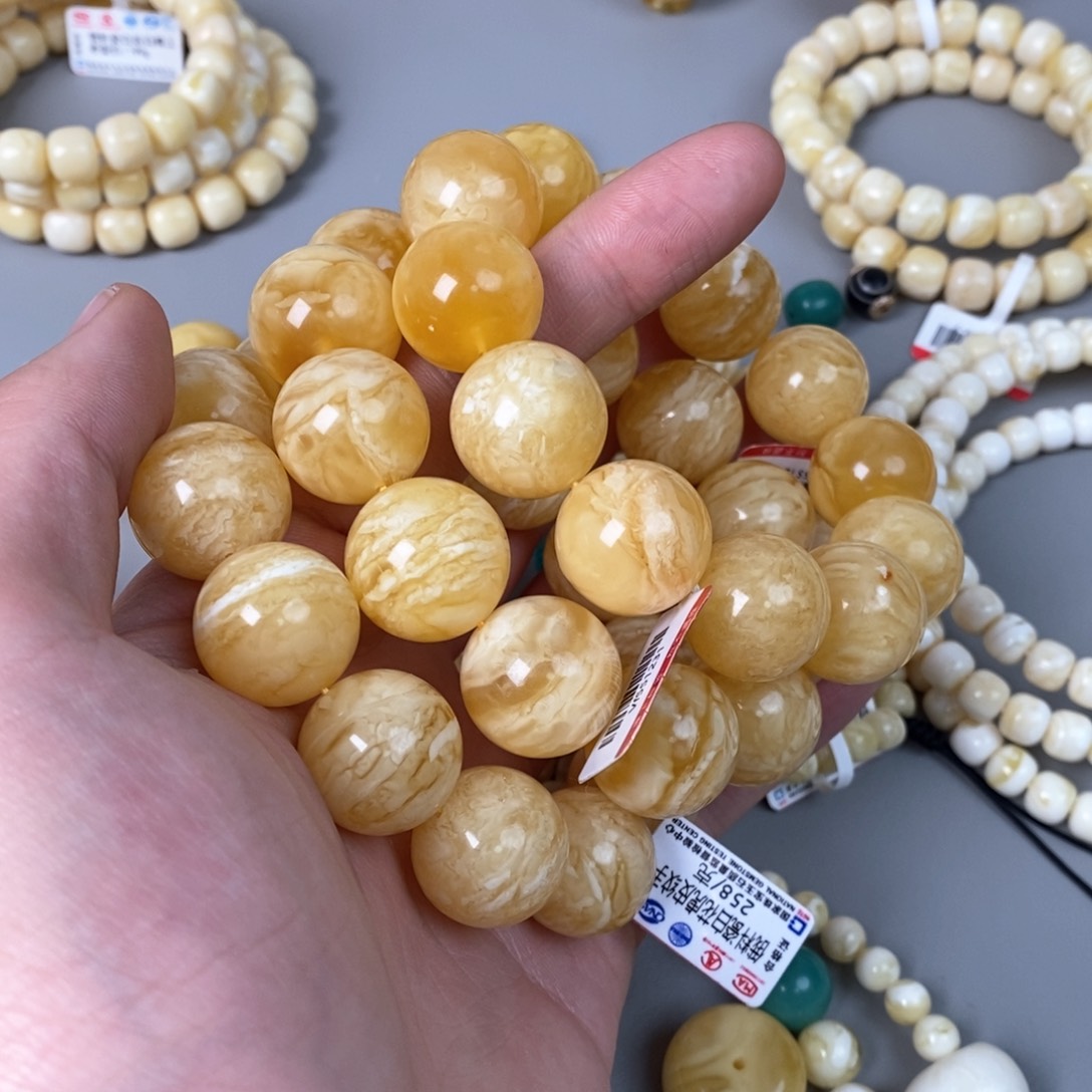 琥珀珠宝奇石未镶嵌五*