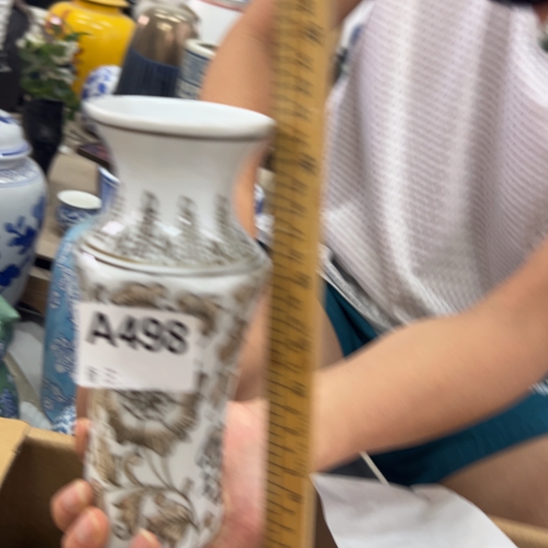 微瑕青花瓷器值得厚爱