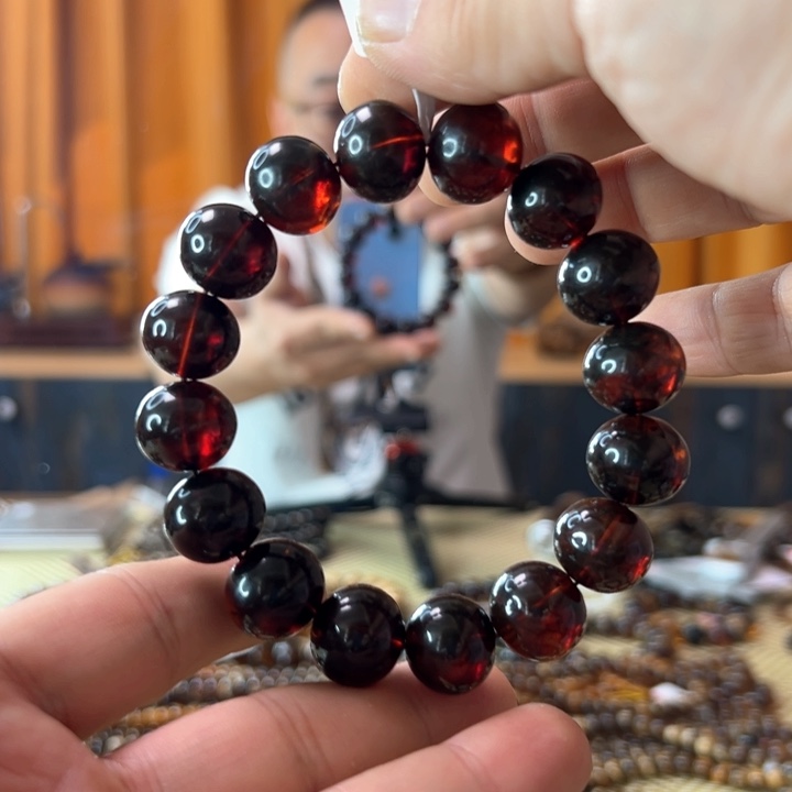 未镶嵌琥珀裸石抚顺153