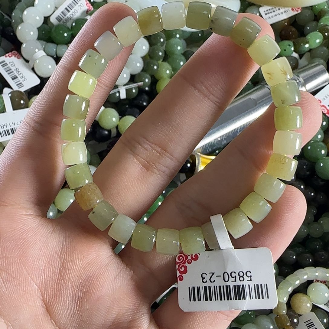 和田玉手链未镶嵌38