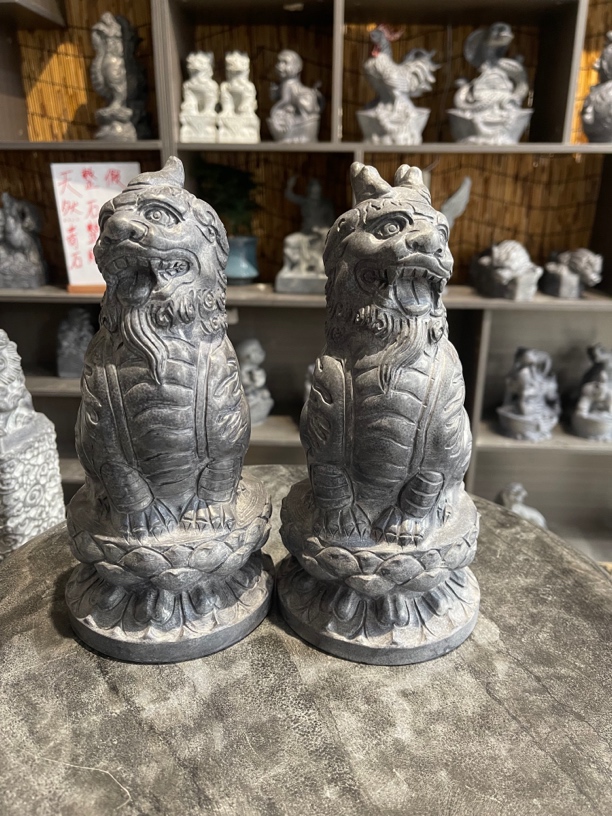 25公分莲花底座貔貅一对青石雕刻桌面摆件中式工艺品创意家居装饰