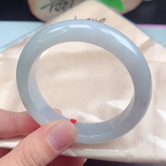 翡翠手镯未镶嵌      正圈53