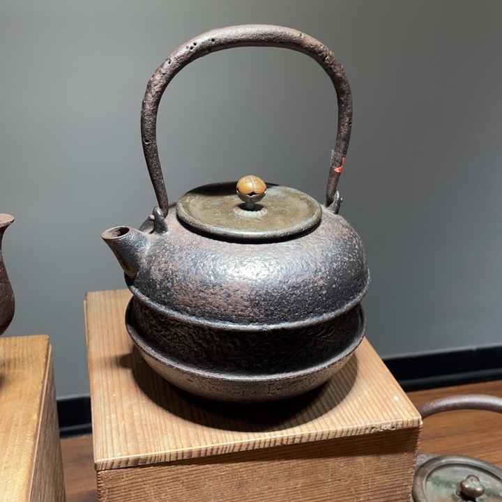 高桥万治造炮口壶