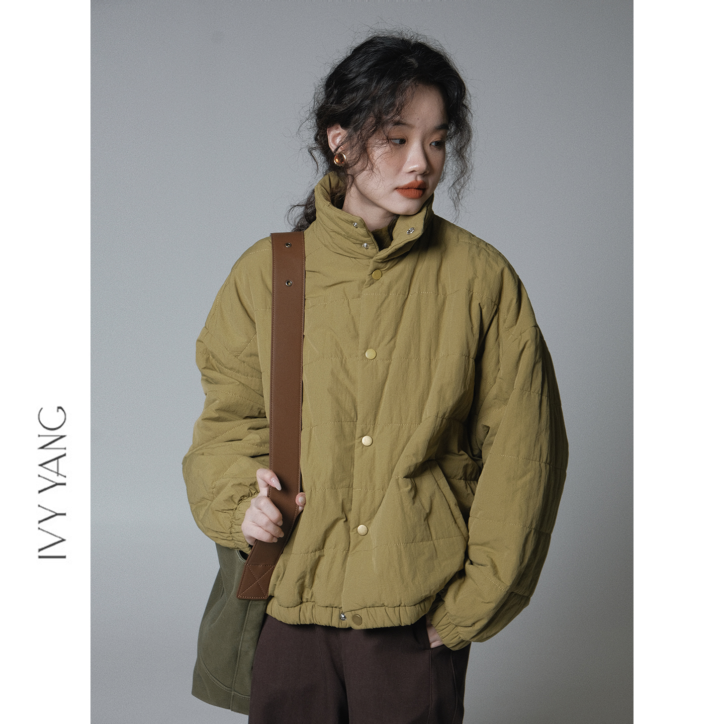 IVY YANG立领收腰按扣保暖面包棉服