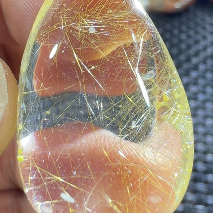 未镶嵌颈饰水晶雄