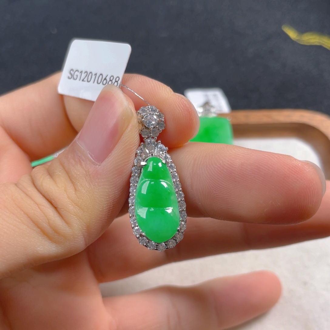 翡翠吊坠(不含链)银S925镶嵌