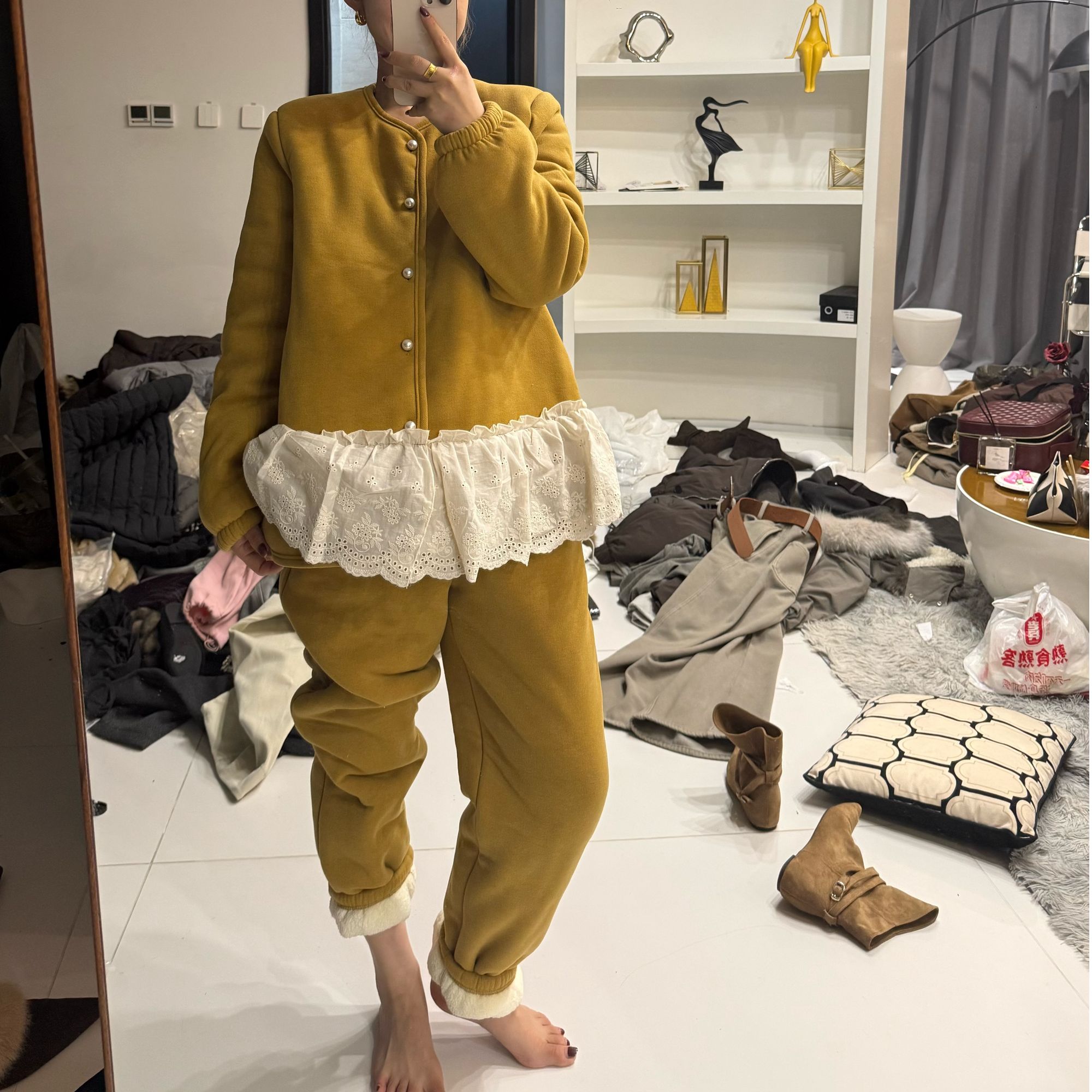 大嘴新款圆领花边珍珠扣家居服套装0007