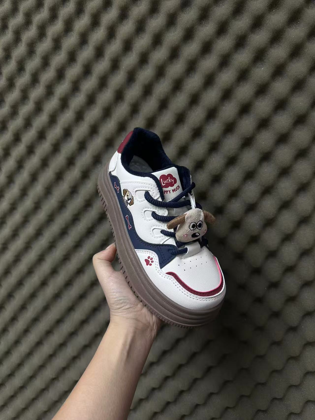 《晨妈》休闲时尚女鞋174号