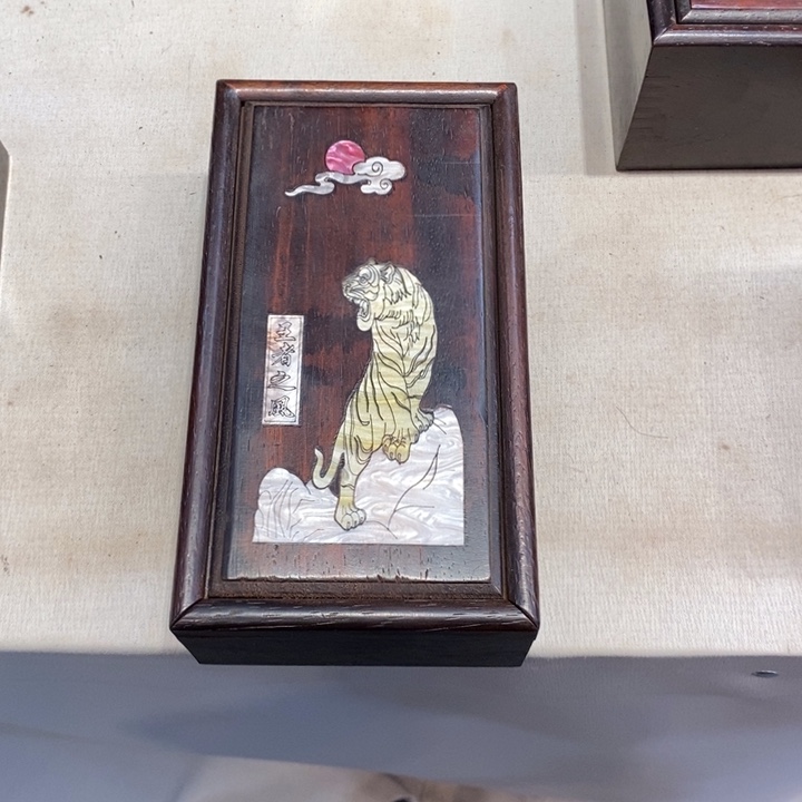 木木木木20长抽拉盒虎