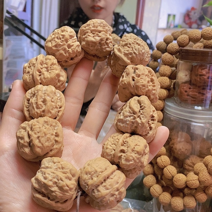 【闪购商品】文玩核桃把件35蛤蟆头手持身有黄