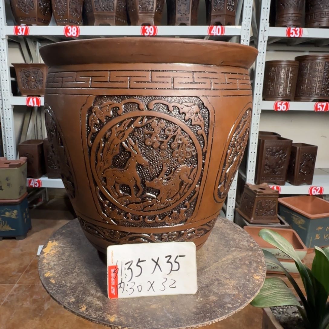 紫砂花盆，有1厘米左右尺寸差距，有色差