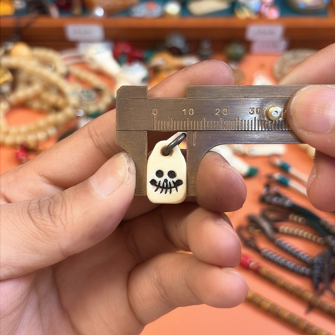 琉璃成品玛吉阿米藏式臻品直播间