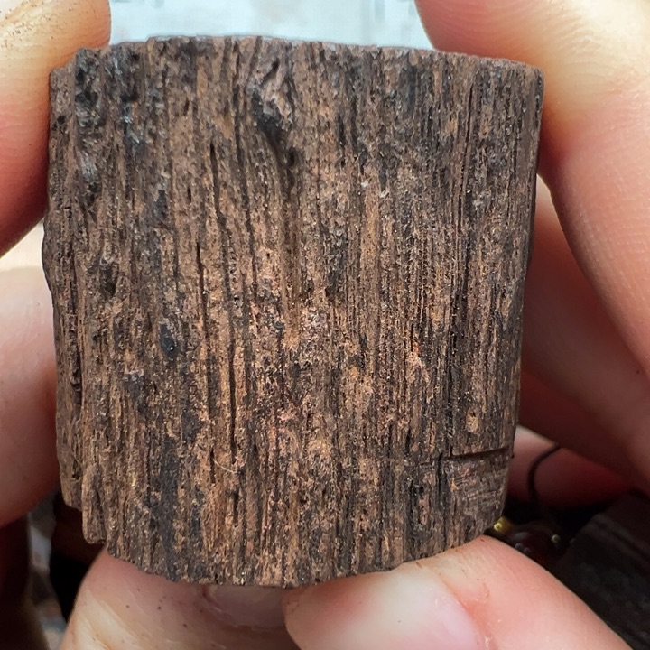 藤类降真香随形吊坠大小不一