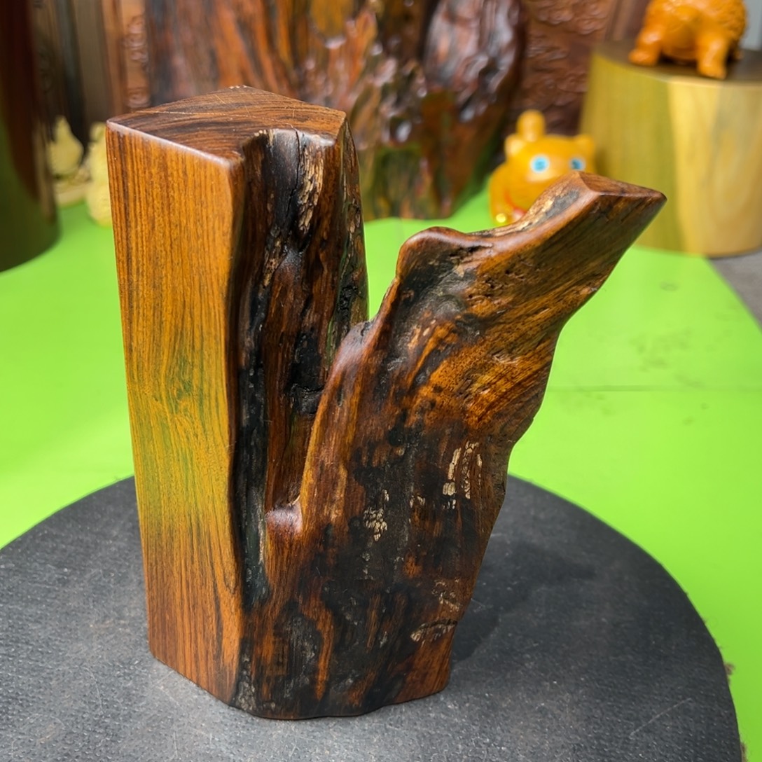 用***8其他大果紫檀（缅甸花梨）