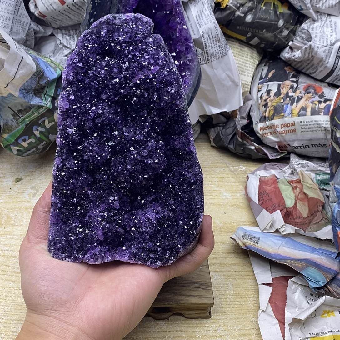 未镶嵌大型摆件（非配饰）水晶