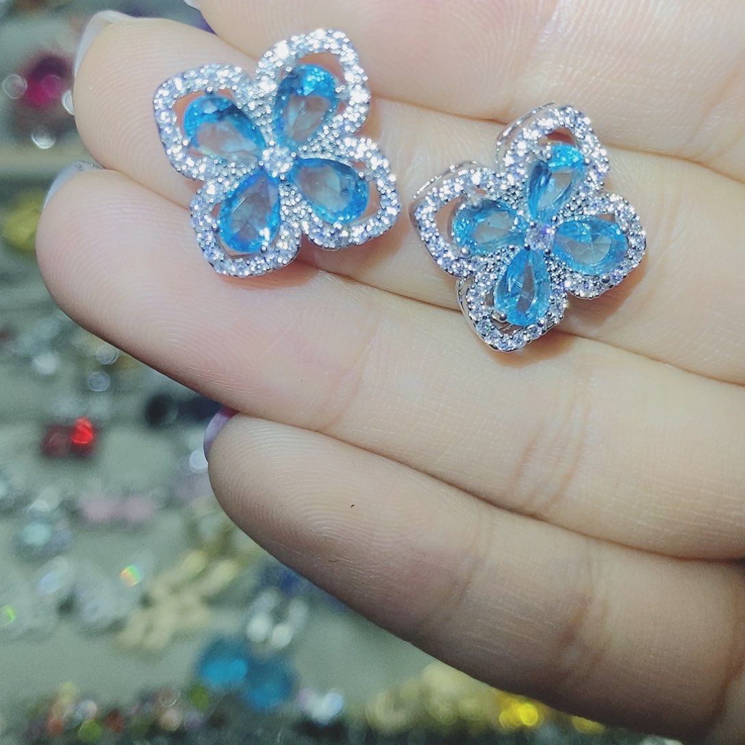 【闪购商品】托帕石耳饰银S925镶嵌